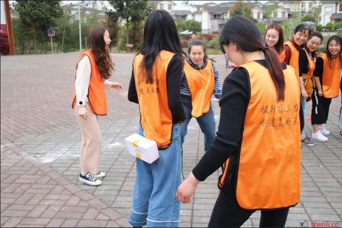 成都市第六幼儿园户外踏青拓展