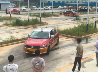 科二第三天，继续侧方位停车。