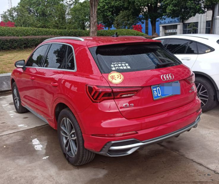 站长破产卖车，25万的奥迪q3掉价30%。